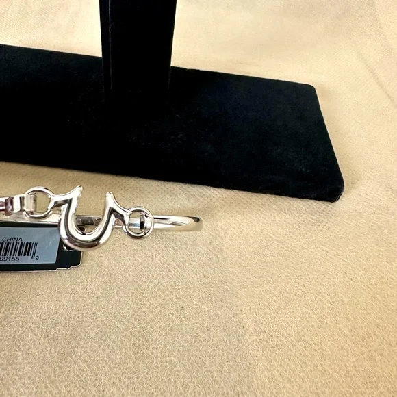 True Religion Sleek Silver U logo Bangle Bracelet - Picture 6 of 7